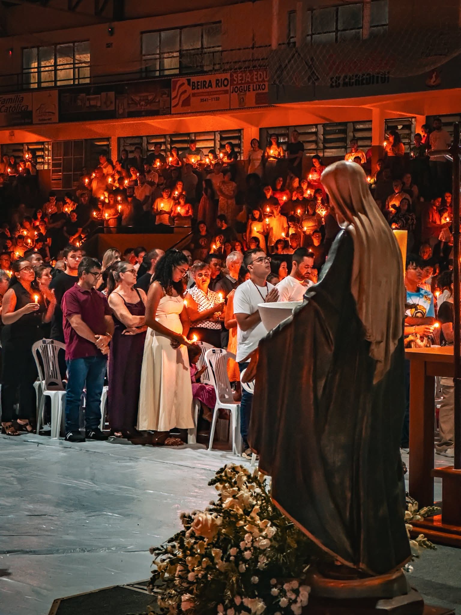 FÉ E RENOVAÇÃO: Milhares de fiéis celebram a Páscoa na Paróquia Papa São João XXIII – *FOTOS*